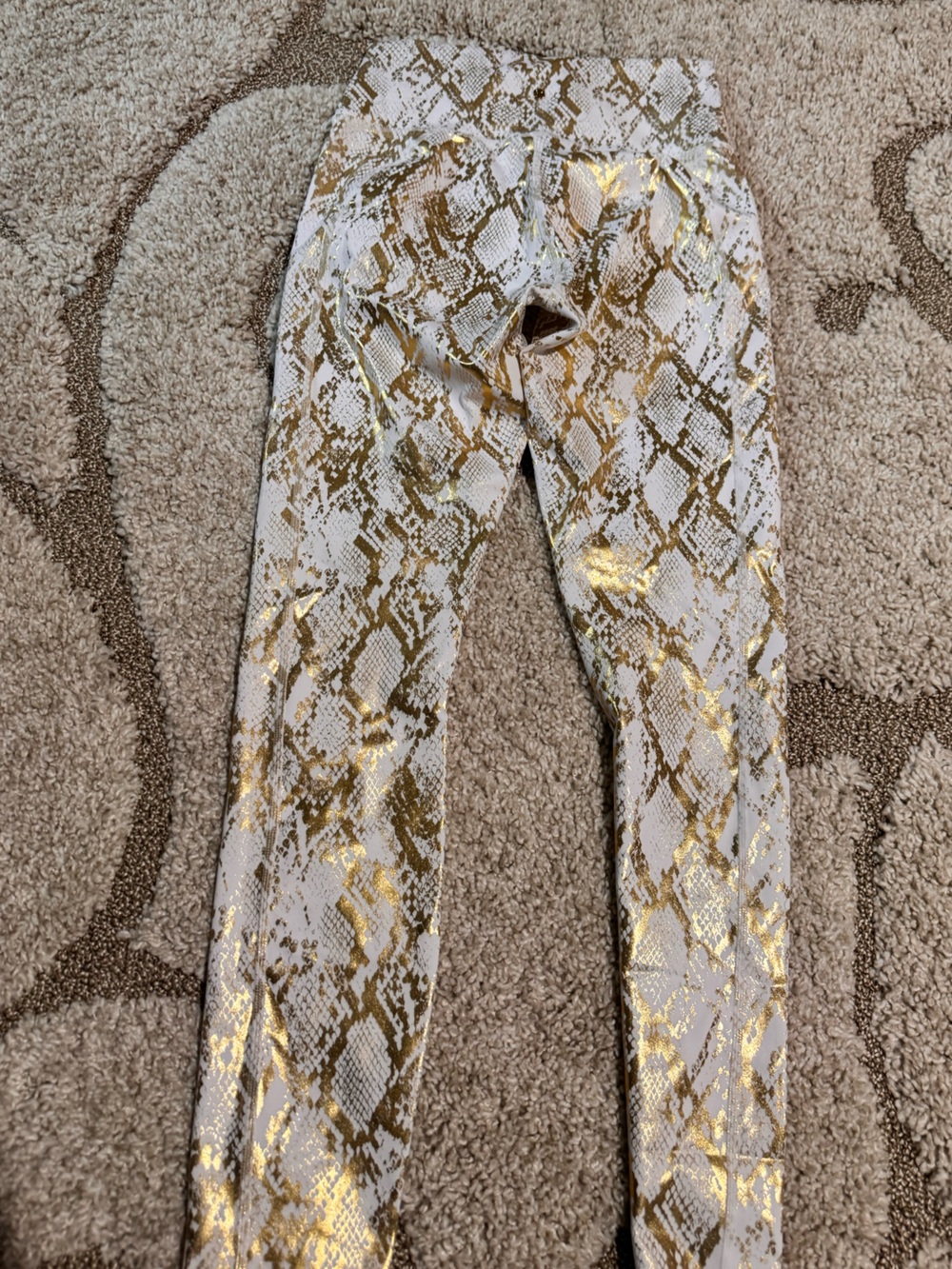 Fabletics - White and Gold Snake Print Women’s High-Waist Jeans - Picture 5 of 7